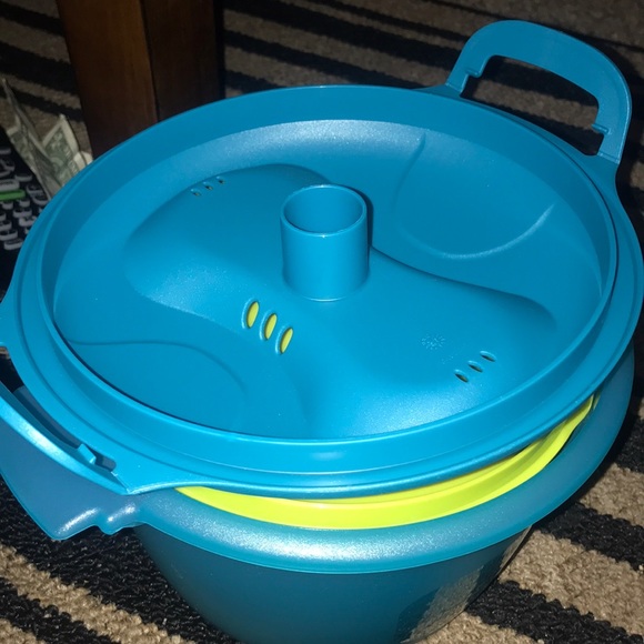 Tupperware 💚 - Picture 5 of 5